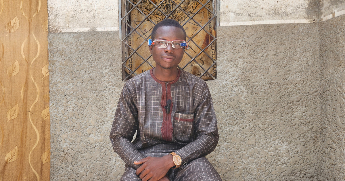 Nigerijski student dizajnirao je naočale koje bude vozače ako zaspe za volanom