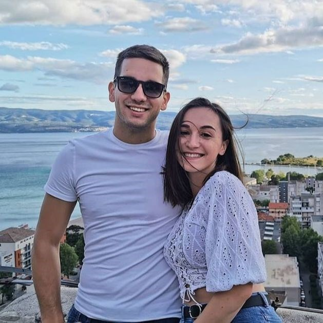 Hrvatski rukometni reprezentativac nakon osam godina veze zaprosio svoju djevojku