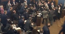 VIDEO Tučnjava u gruzijskom parlamentu, eskaliralo zbog kontroverznog zakona