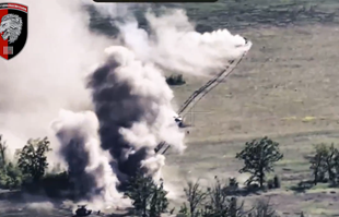 VIDEO Rusi krenuli u napad tenkovima i oklopnjacima, dočekalo ih topništvo i dronovi