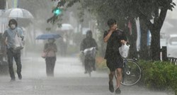 U tajfunu u Japanu poginule najmanje dvije osobe, jedna nestala. Milijuni evakuiranih