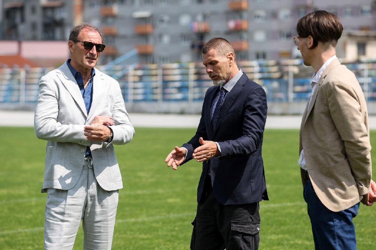 Piše se da se Boban i Šikić sastaju kako bi dogovorili transfere. To nije istina