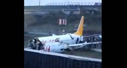 Putnički avion u Turskoj se prepolovio pri slijetanju, nema mrtvih