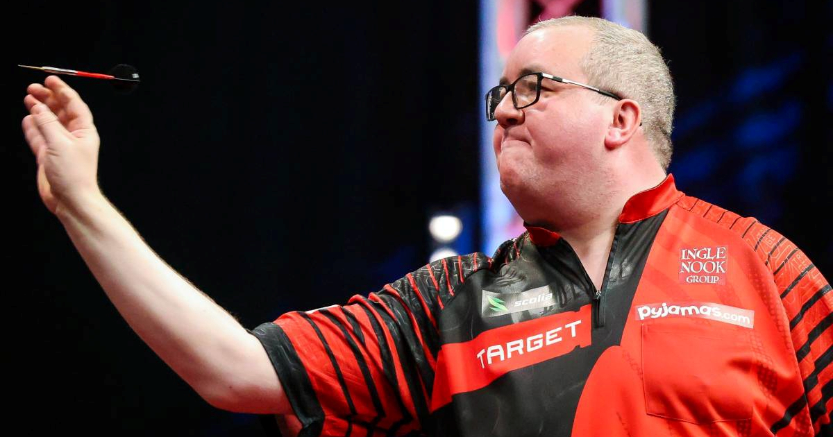 Jedan od najboljih pikadista pobijesnio na navijače. Napao ih i komentator: Ušutite!