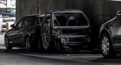 FOTO I VIDEO U Splitu izgorio auto