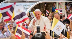 Tijekom posjeta Tajlandu Papa osudio iskorištavanje žena i djece