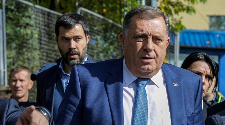 Dodik već priprema sina za nasljednika, nagađaju mediji u BiH