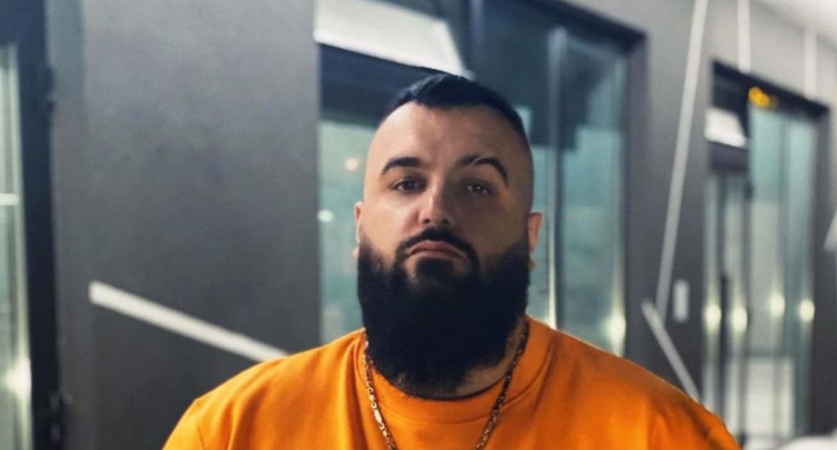 Buba Corelli na Instagramu objavio fotku svog penisa
