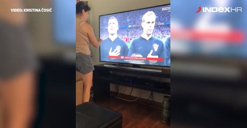 "Za finale sveta voda": Žena prekrižila Vatrene preko TV-a prije tekme s Rusijom