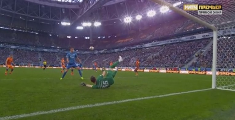 VIDEO Čudesna obrana Akinfejeva s gol-linije u ruskom derbiju