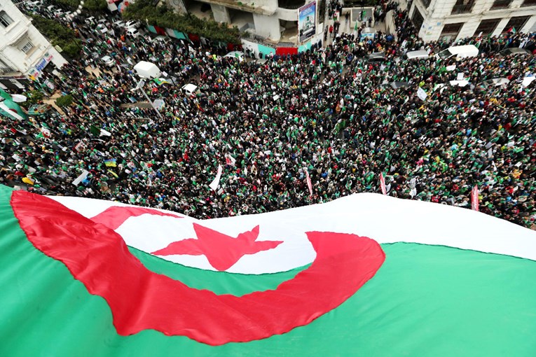 Alžir će održati predsjedničke izbore 4. srpnja