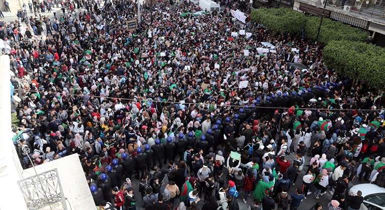 Alžirski predsjednik: Stvara se kaos
