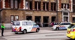 Policija: Afganistanac koji je u Amsterdamu nožem napao turiste je terorist