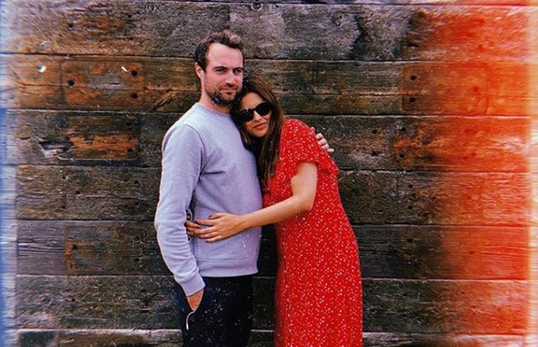 Anita Dujić na Instagramu objavila da je trudna