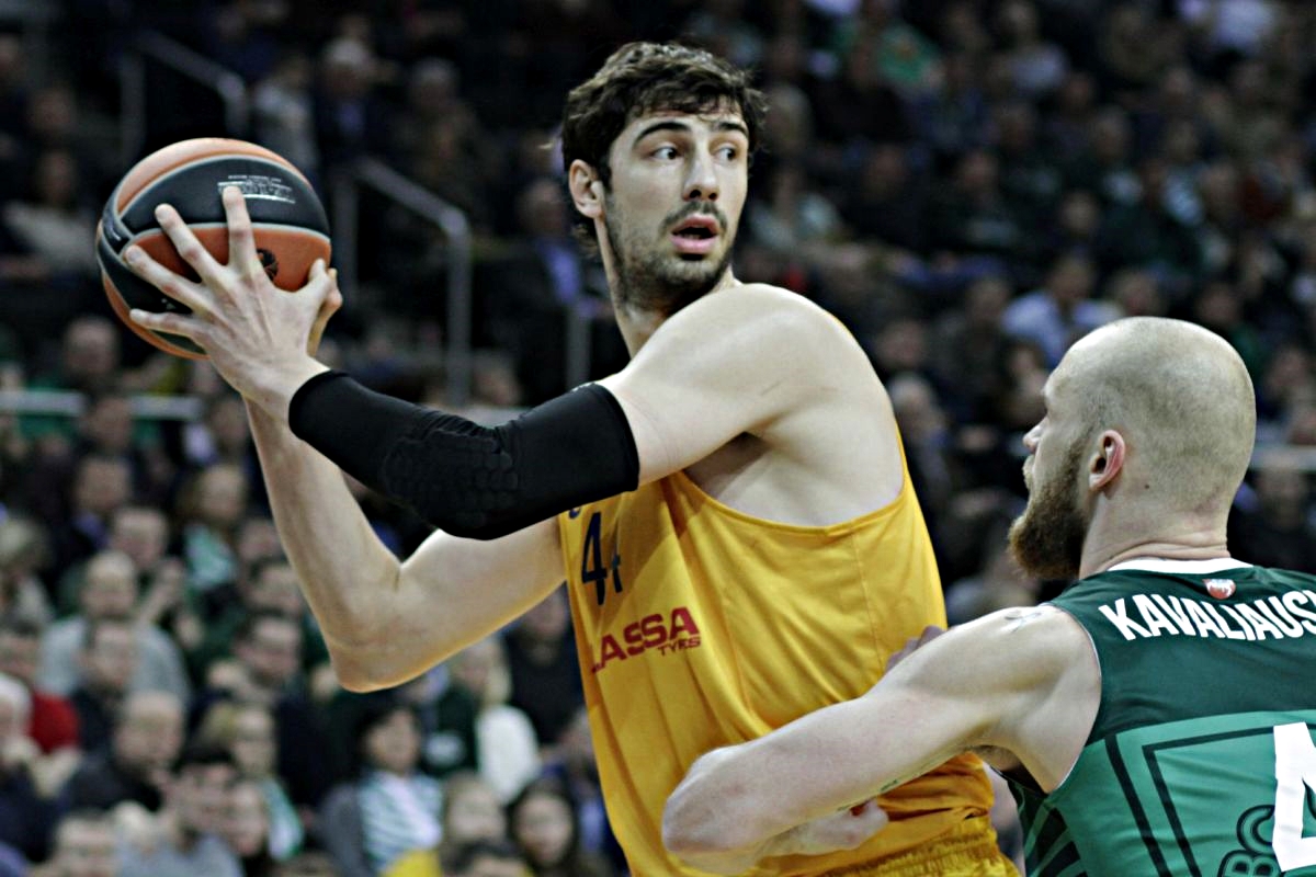 Ante Tomić produžio ugovor s Barcelonom