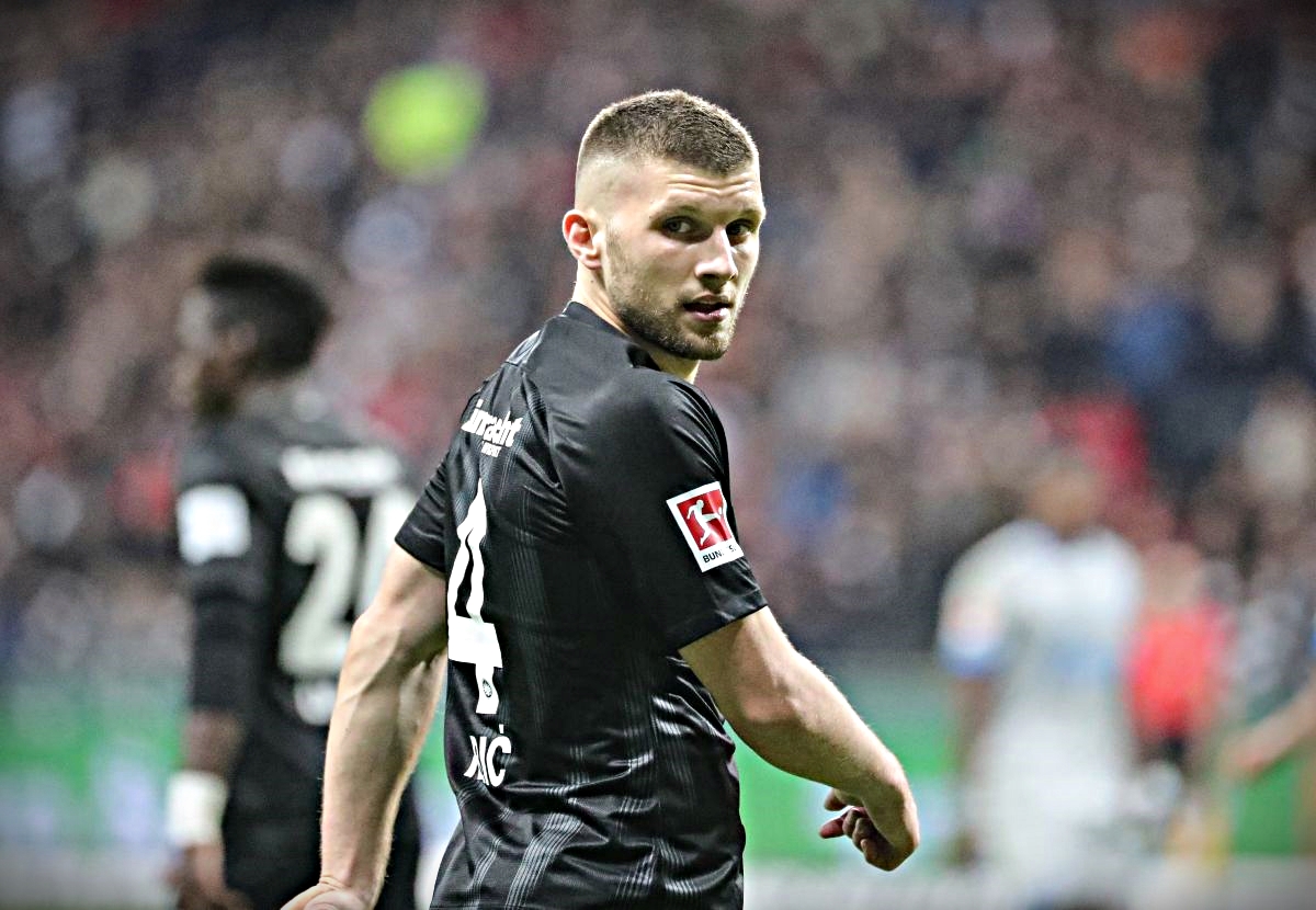 Bayern je tek peti: Kovača preskočila i bivša momčad