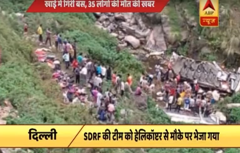 Autobus u Indiji pao u provaliju, više od 40 mrtvih