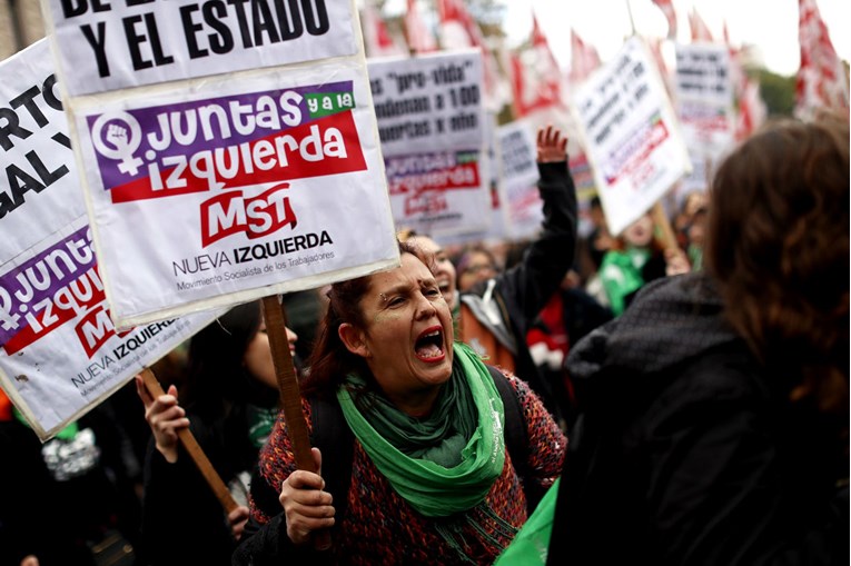 Argentina legalizira pobačaj