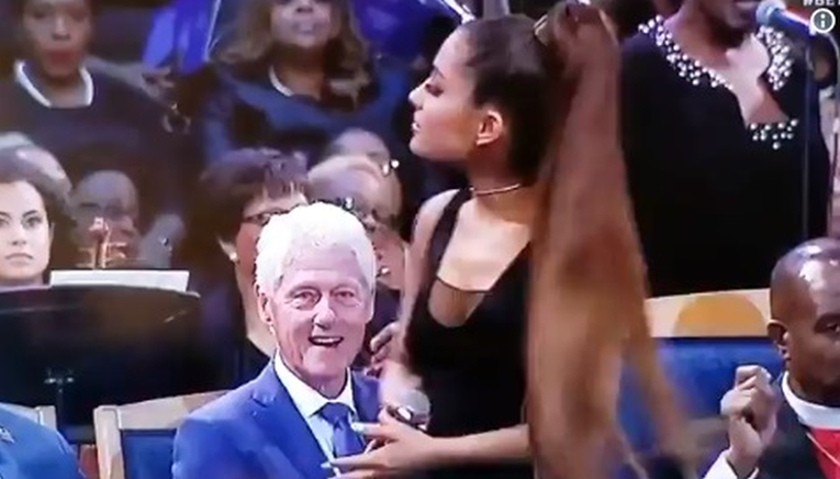 Je li Bill Clinton odmjerio Arianu Grande na sprovodu Arethe Franklin?