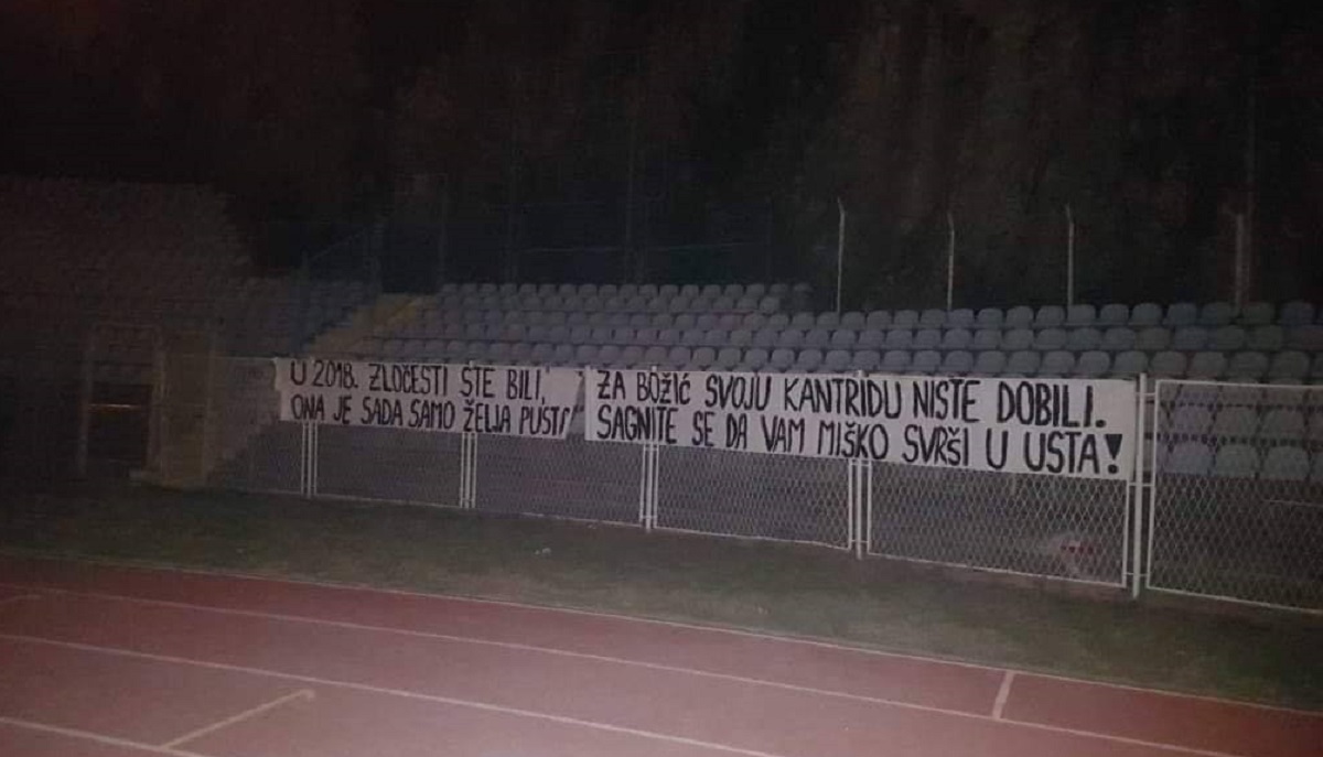 Torcida na Kantridi "čestitala Božić" Armadi