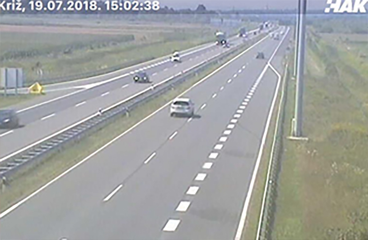 HAK upozorava: Oprez na autocesti kod odmorišta Križ, pješak na kolniku
