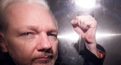 Posjetili Assangea u bolnici, kažu da mu se zdravstveno stanje pogoršava