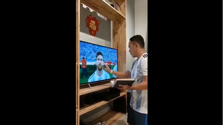 Praznovjerni Argentinci preko TV-a traže božju pomoć