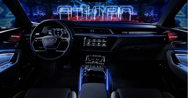 Audi E-Tron ima što drugi nemaju: Pogledajte interijer električnog  Audija