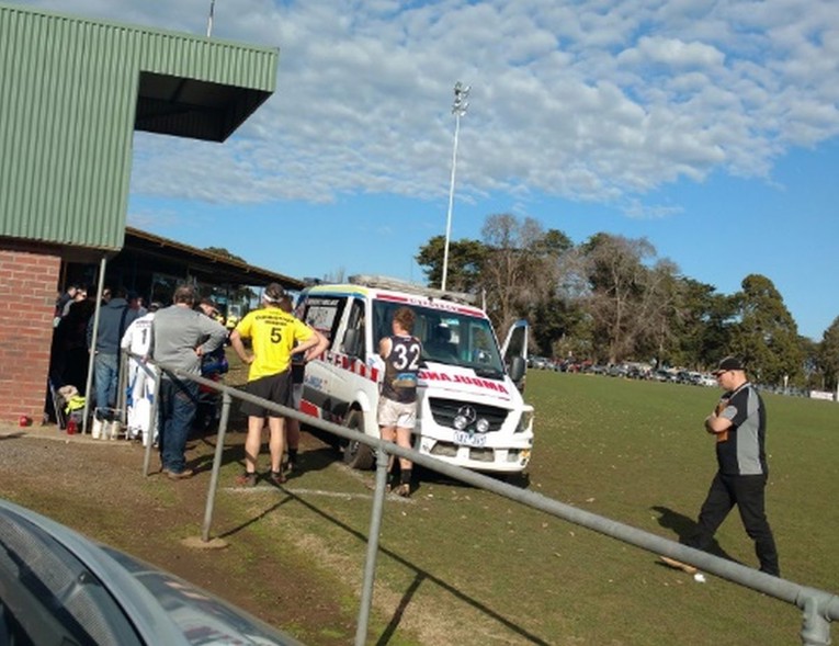 Tragedija u Australiji: Mladi nogometaš preminuo na terenu