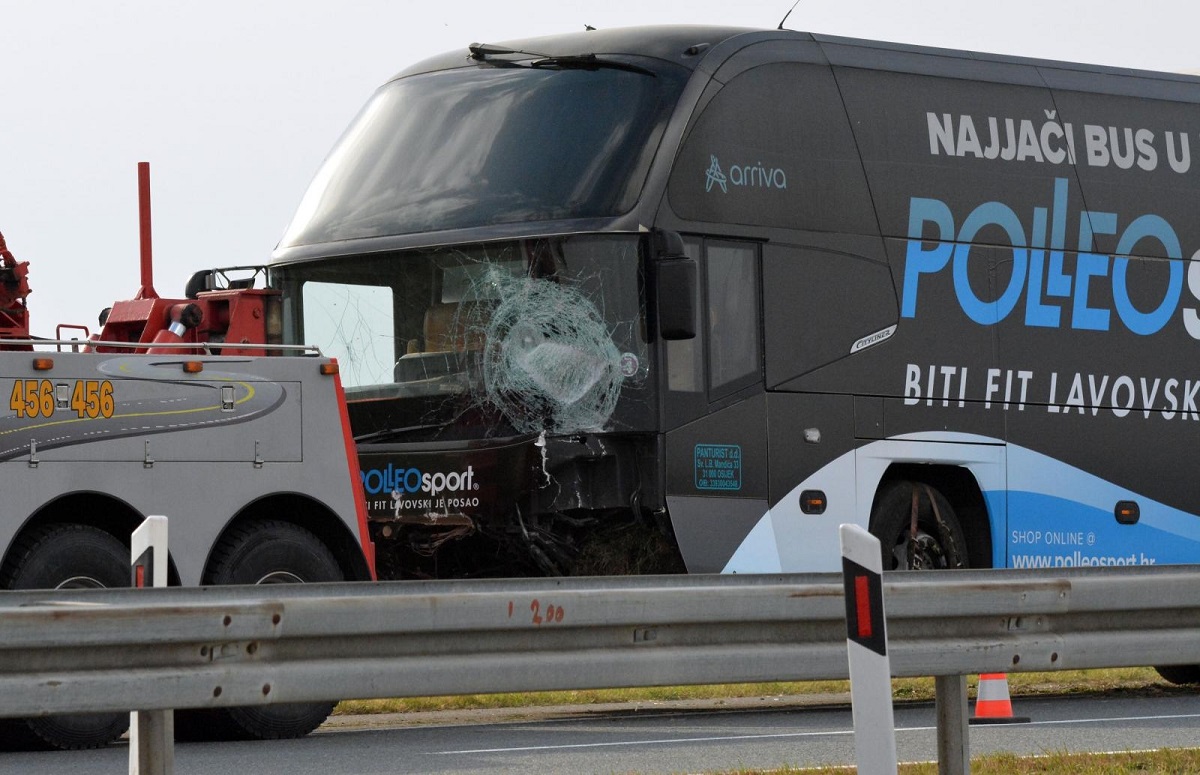 Policija objavila detalje izlijetanja punog autobusa s ceste kod Novske