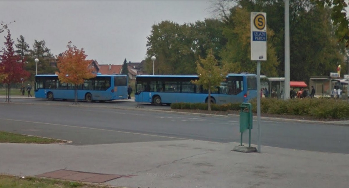 Autobus ZET-a u Dubravi udario ženu, na cesti ostala lokva krvi