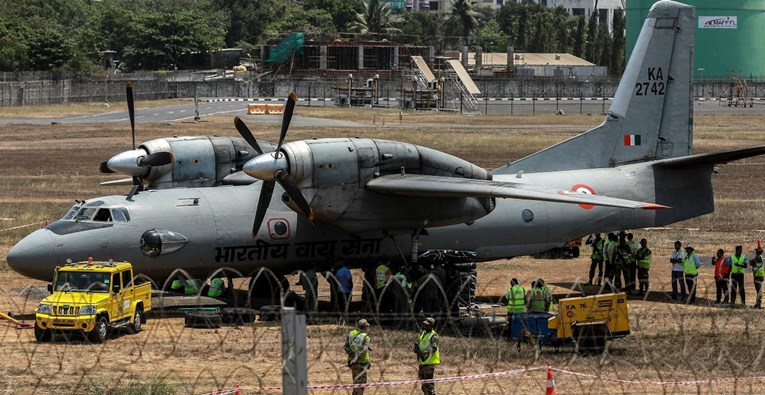 Na granici Indije i Kine nestao vojni avion s 13 ljudi