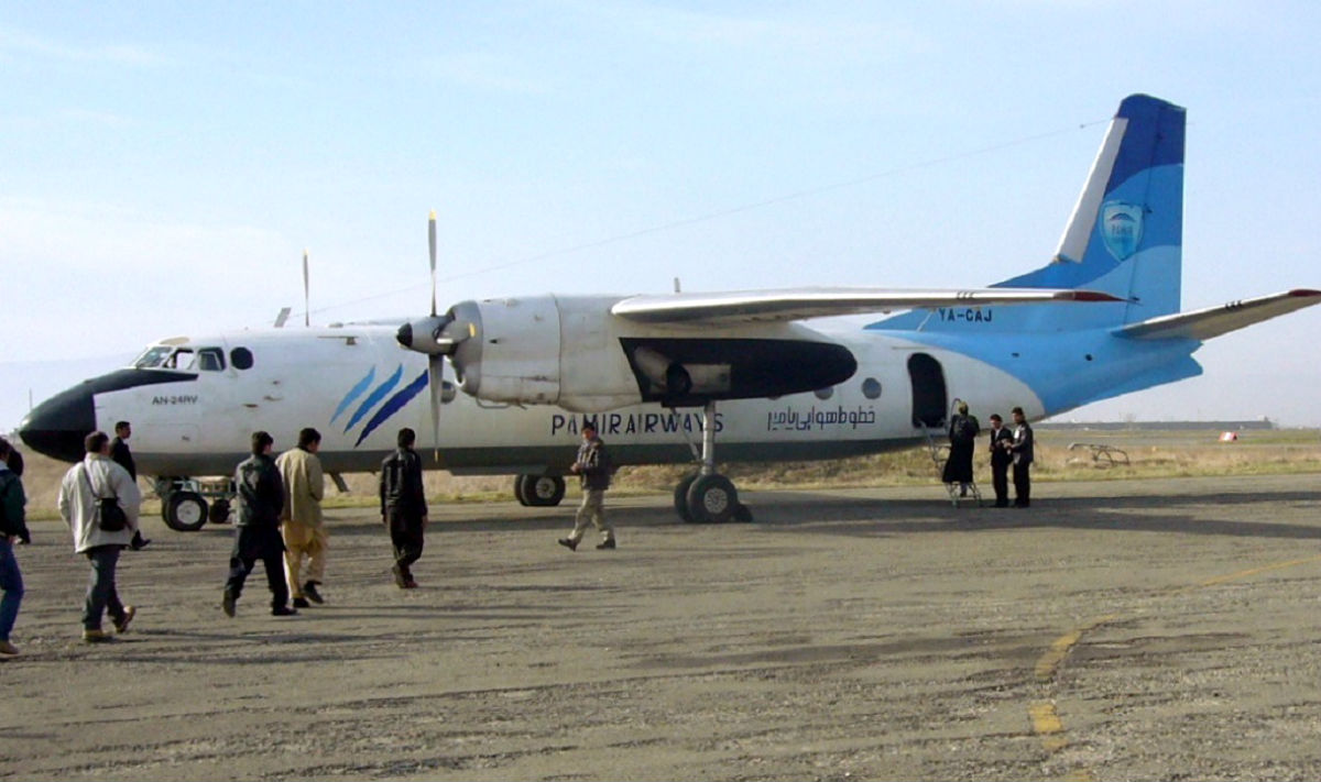 Avion u Sibiru se zabio u zgradu i zapalio, poginulo dvoje ljudi