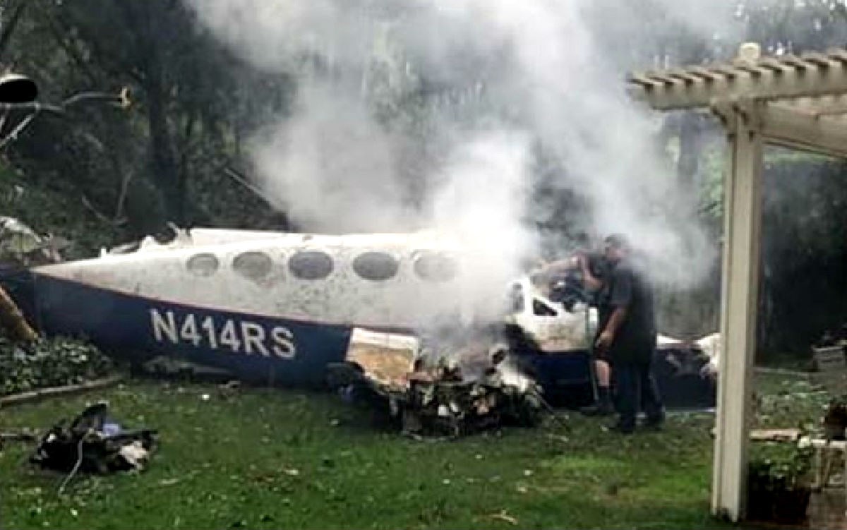 VIDEO Avion se srušio na stambeno naselje u Kaliforniji, poginulo petero ljudi