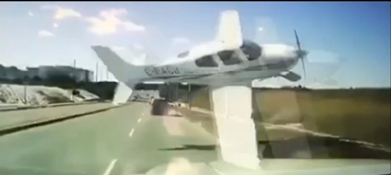 VIDEO Pogledajte trenutak kada je avion skoro udario auto u Torontu
