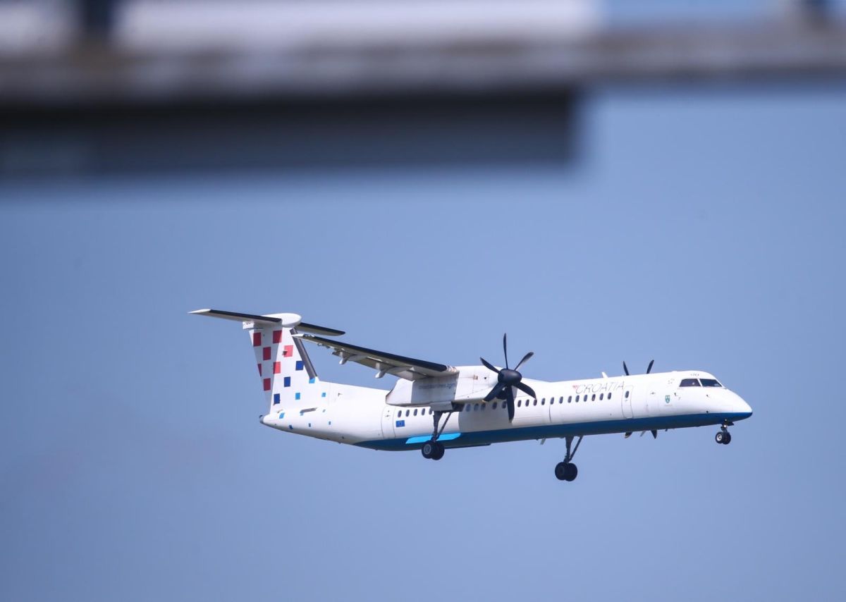 Avion Croatia Airlinesa zbog kvara se morao vratiti u zračnu luku