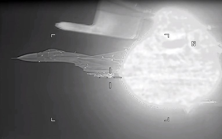 Objavljena snimka bliskog susreta ruskog lovca i američkog aviona
