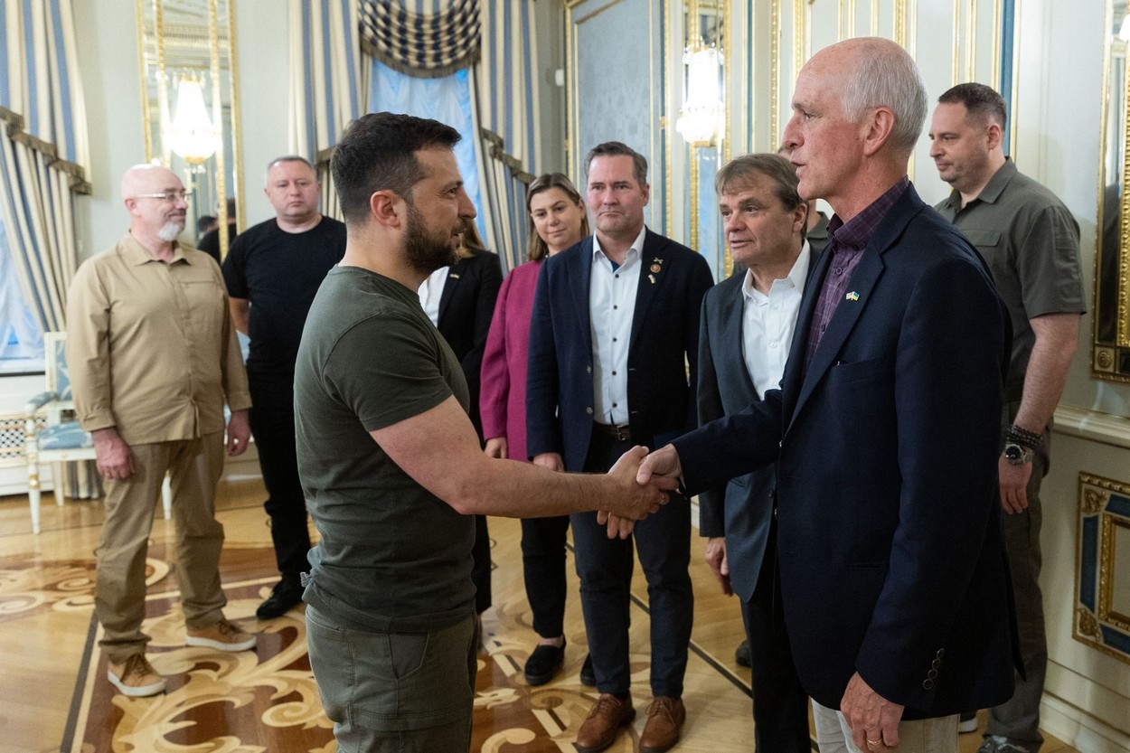 Delegacija američkog Kongresa sastala se sa Zelenskim i obećala nastavak podrške