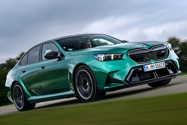 Stigla i službena potvrda iz BMW-a: Zbog Amerike zadržavamo V8 i V12 motore