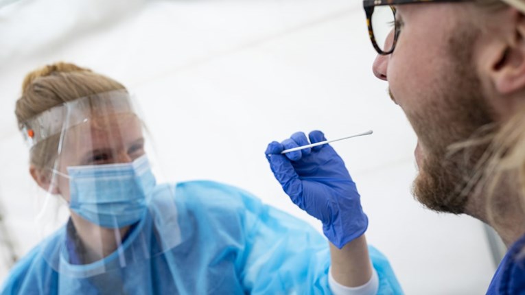 Švedska premašila brojku od tri tisuće umrlih od koronavirusa