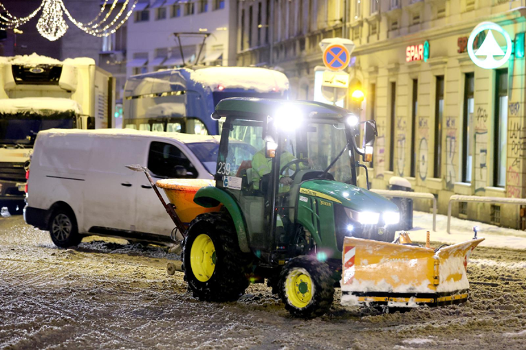 Grad Zagreb: Ralice očistite sve glavne ceste