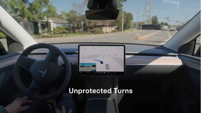 Musk: Razvijamo novi model autonomne vožnje. Bit će spreman idući mjesec