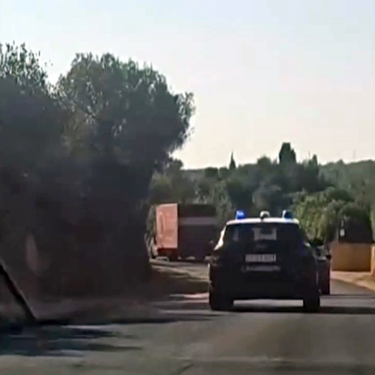 Muškarac iz BiH ukrao kamion u Italiji, policija pucala u gume. "Htio sam malo voziti"
