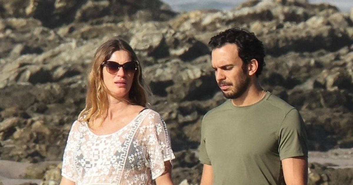 Trudna Gisele Bündchen (44) snimljena s dečkom (35) na plaži u Kostariki