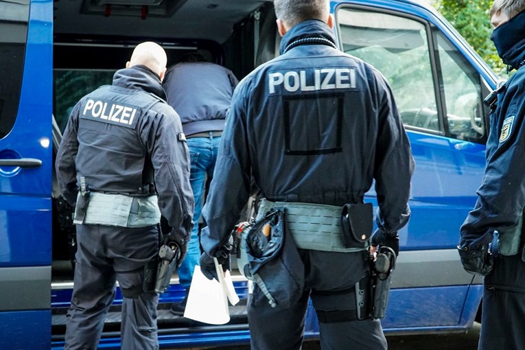Migrant u Njemačkoj pušten 12 dana nakon što je silovao curicu. Ponovio je zločin