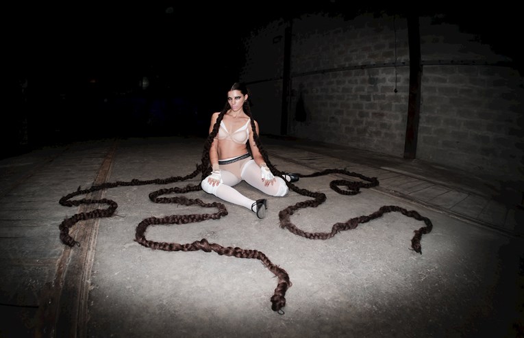 Macha Ravel objavila pjesmu na francuskom i hrvatskom: "Najvažniji projekt dosad"