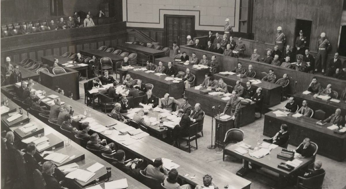 Tokijski tribunal sudio je ratnim zločinacima. 7 ih je smaknutno, ostali brzo pušteni