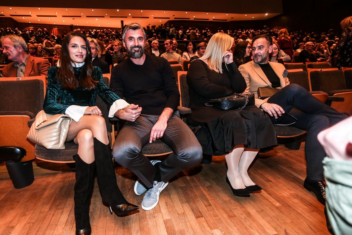 Goran i Nives Ivanišević na koncertu nasmijani pozirali držeći se za ruke