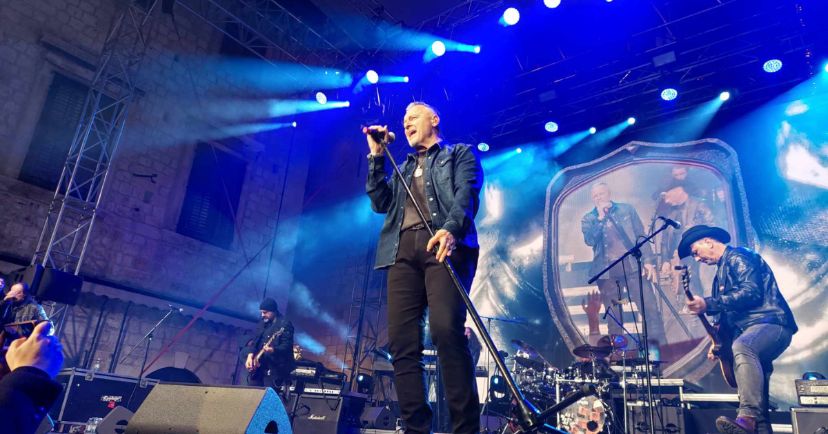 FOTO I VIDEO Thompson nastupio na Stradunu pred 18.000 ljudi