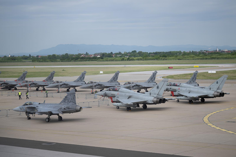 Potpisan ugovor. Hrvatska kupuje haubice Caesar i poboljšava Rafale